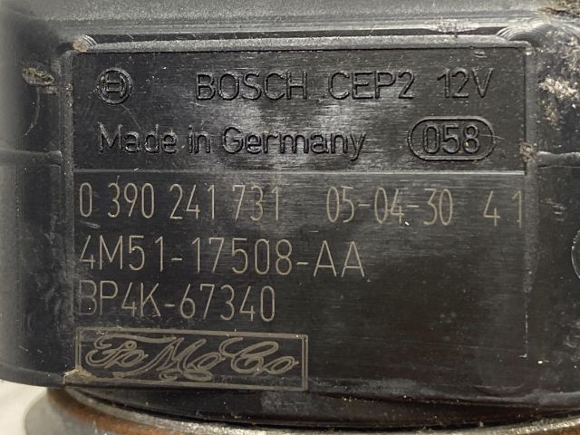 bontott FORD FOCUS II Első Ablaktörlő Szerkezet Motorral