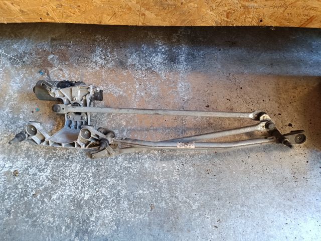 bontott FORD FOCUS II Első Ablaktörlő Szerkezet Motorral