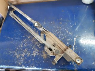 bontott FORD FOCUS II Első Ablaktörlő Szerkezet Motorral