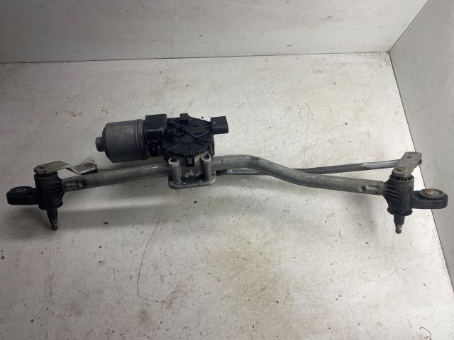 bontott FORD FOCUS II Első Ablaktörlő Szerkezet Motorral