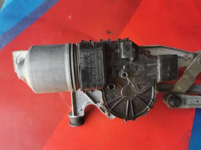 bontott FORD FOCUS II Első Ablaktörlő Szerkezet Motorral