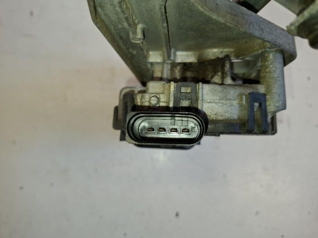 bontott FORD FOCUS II Első Ablaktörlő Szerkezet Motorral