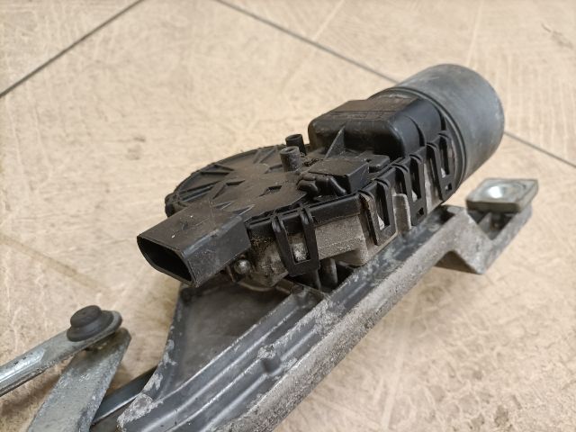 bontott FORD FOCUS II Első Ablaktörlő Szerkezet Motorral