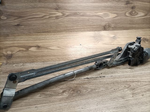 bontott FORD FOCUS II Első Ablaktörlő Szerkezet Motorral