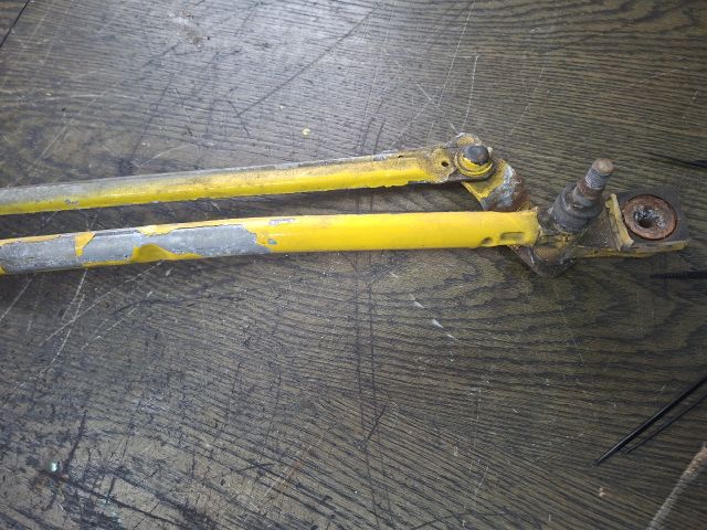 bontott FORD FOCUS II Első Ablaktörlő Szerkezet Motorral