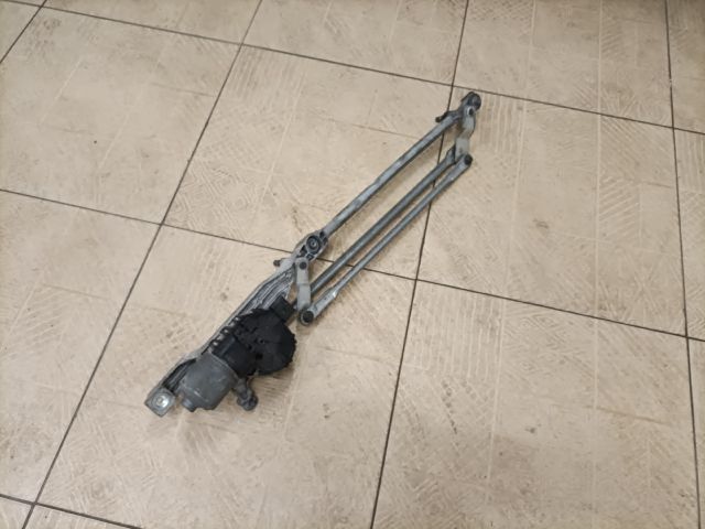 bontott FORD FOCUS II Első Ablaktörlő Szerkezet Motorral