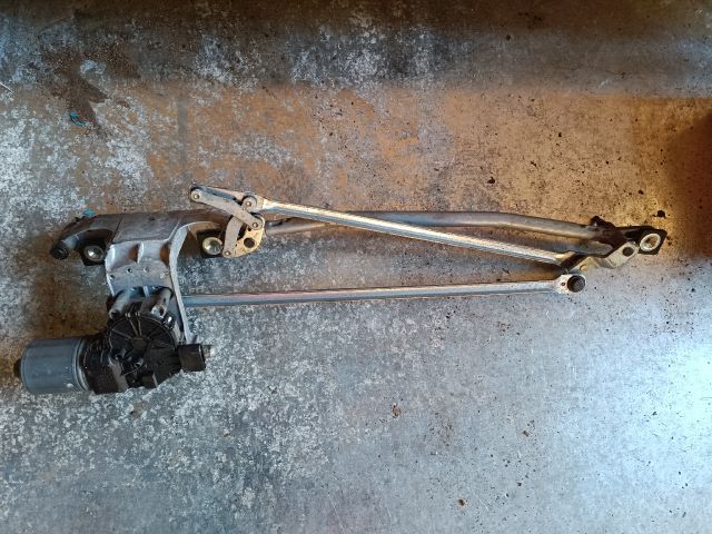 bontott FORD FOCUS II Első Ablaktörlő Szerkezet Motorral