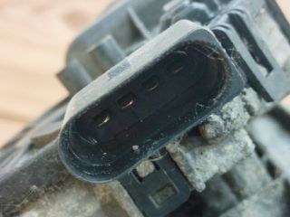 bontott FORD FOCUS II Első Ablaktörlő Szerkezet Motorral