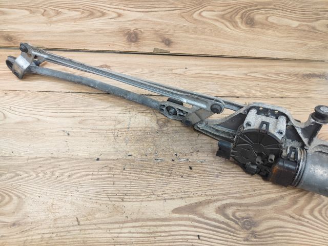 bontott FORD FOCUS II Első Ablaktörlő Szerkezet Motorral