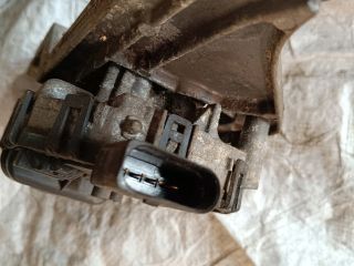 bontott FORD FOCUS II Első Ablaktörlő Szerkezet Motorral