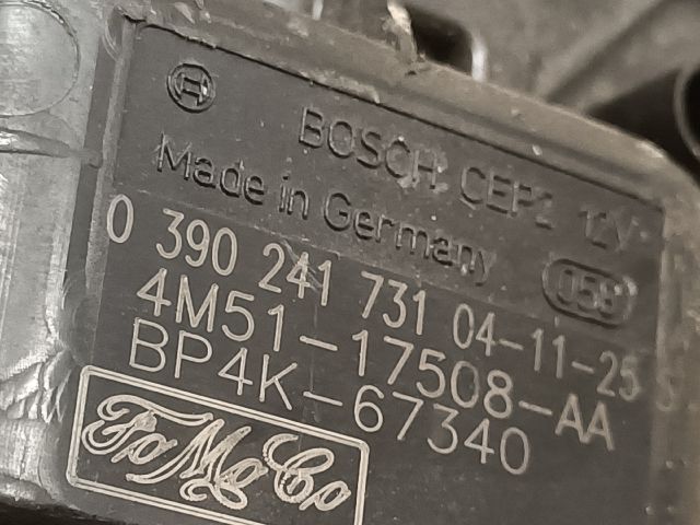 bontott FORD FOCUS II Első Ablaktörlő Szerkezet Motorral