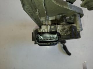 bontott FORD FOCUS II Első Ablaktörlő Szerkezet Motorral