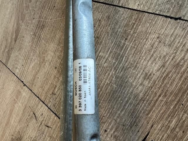 bontott FORD FOCUS II Első Ablaktörlő Szerkezet