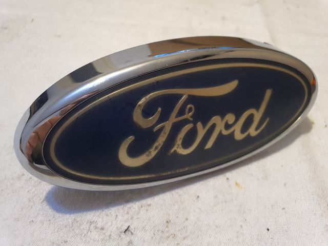 bontott FORD FOCUS II Első Embléma