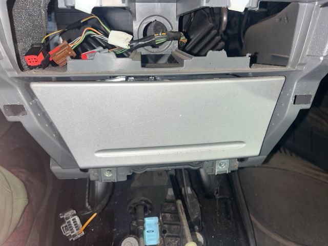 bontott FORD FOCUS II Első Hamutartó