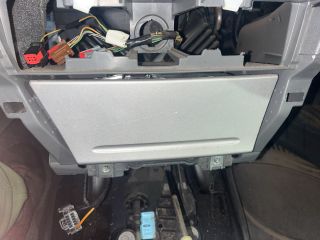 bontott FORD FOCUS II Első Hamutartó