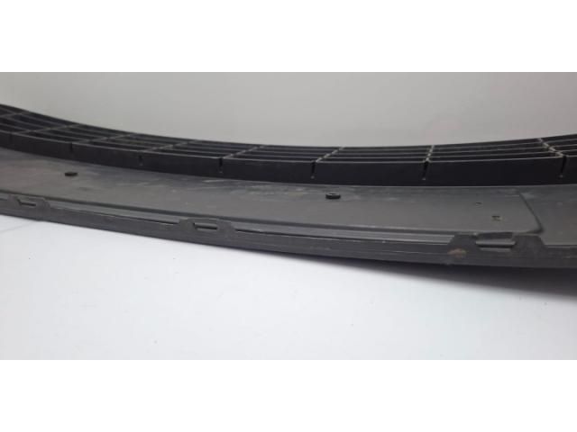 bontott FORD FOCUS II Első Lökhárító Alsó Középső Díszrács