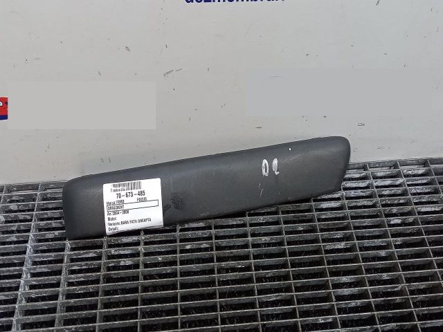 bontott FORD FOCUS II Első Lökhárító Díszléc