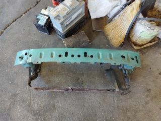 bontott FORD FOCUS II Első Lökhárító Merevítő (Fém)