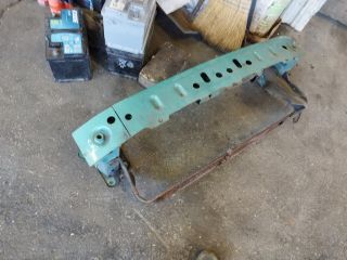 bontott FORD FOCUS II Első Lökhárító Merevítő (Fém)