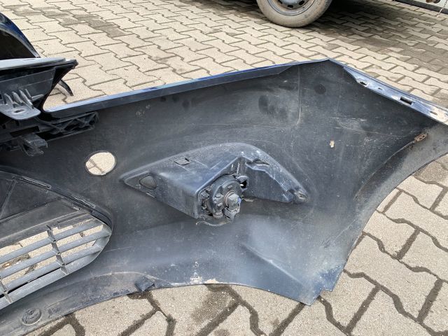 bontott FORD FOCUS II Első Lökhárító (Részeivel)