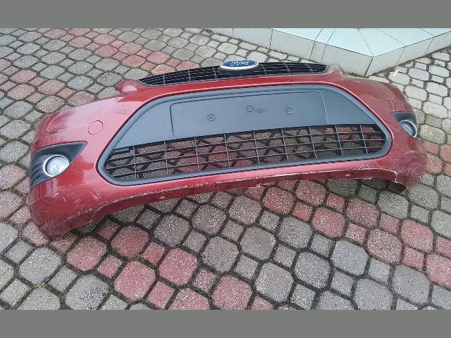 bontott FORD FOCUS II Első Lökhárító (Részeivel)