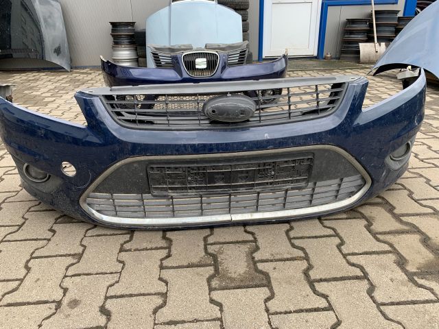 bontott FORD FOCUS II Első Lökhárító (Részeivel)