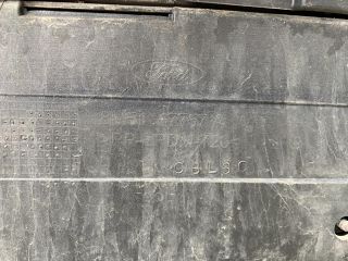 bontott FORD FOCUS II Első Lökhárító (Részeivel)