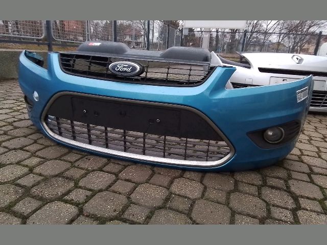 bontott FORD FOCUS II Első Lökhárító (Részeivel)