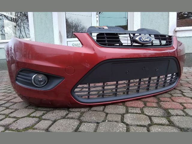 bontott FORD FOCUS II Első Lökhárító (Részeivel)