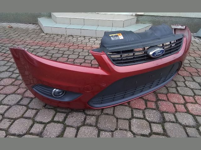 bontott FORD FOCUS II Első Lökhárító (Részeivel)