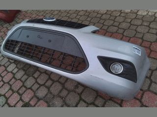 bontott FORD FOCUS II Első Lökhárító (Részeivel)