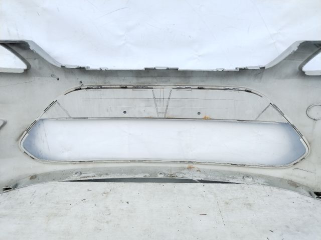 bontott FORD FOCUS II Első Lökhárító (Üresen)