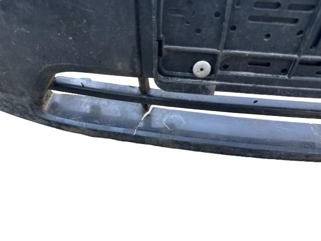 bontott FORD FOCUS II Első Lökhárító (Üresen)