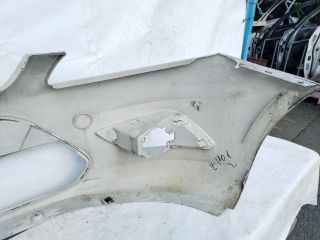 bontott FORD FOCUS II Első Lökhárító (Üresen)