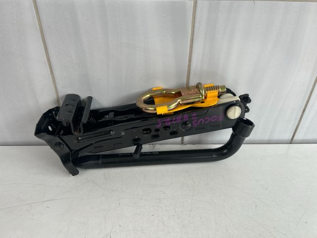 bontott FORD FOCUS II Emelő