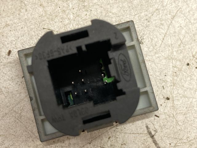 bontott FORD FOCUS II ESP Kapcsoló