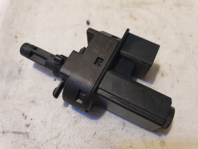 bontott FORD FOCUS II Fék Pedál Kapcsoló