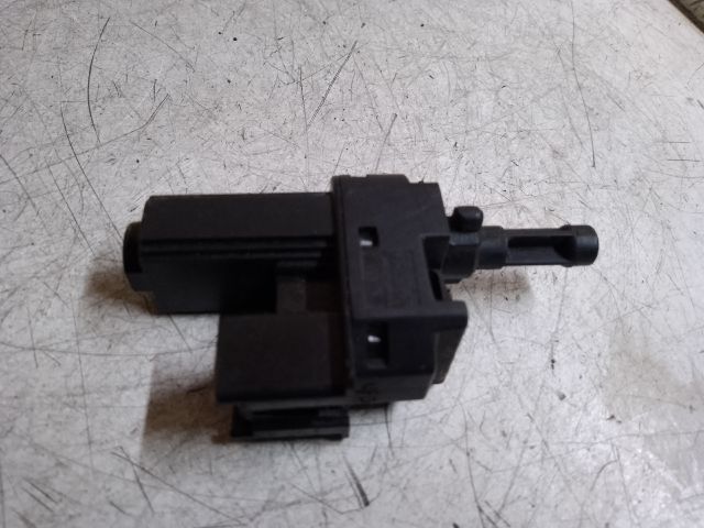 bontott FORD FOCUS II Fék Pedál Kapcsoló