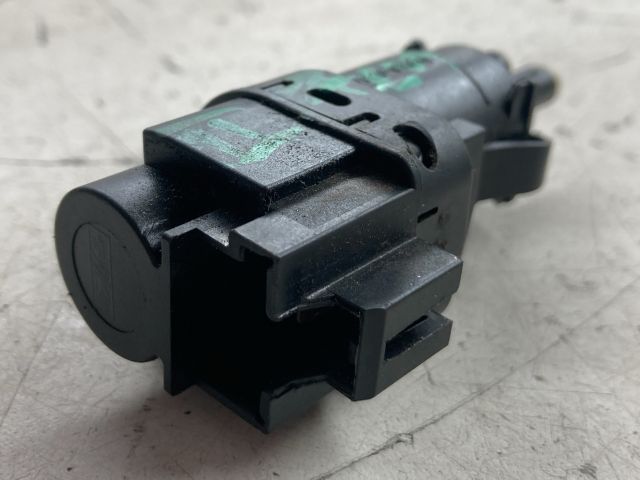 bontott FORD FOCUS II Fék Pedál Kapcsoló