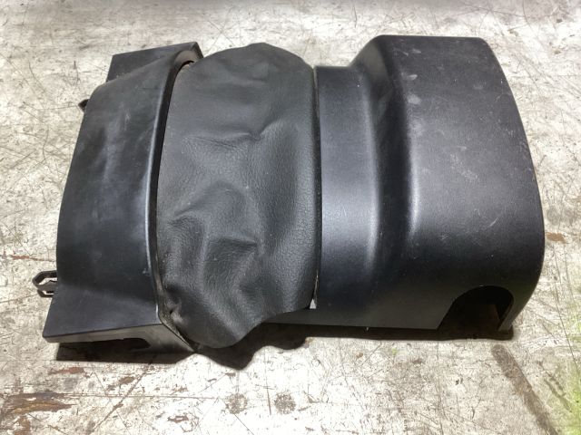 bontott FORD FOCUS II Felső Kormányoszlop Burkolat