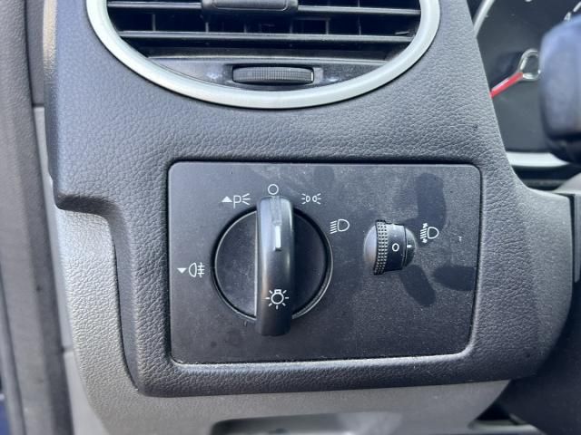 bontott FORD FOCUS II Fényszórómagasság Állító Kapcsoló