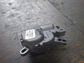 bontott FORD FOCUS II Fűtés Állító Motor