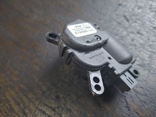 bontott FORD FOCUS II Fűtés Állító Motor