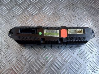 bontott FORD FOCUS II Fűtéskapcsoló (digit klímás)