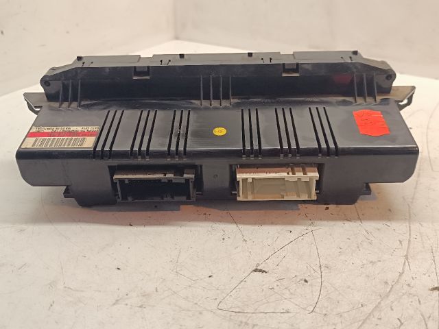 bontott FORD FOCUS II Fűtéskapcsoló (digit klímás)