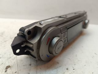 bontott FORD FOCUS II Fűtéskapcsoló (digit klímás)