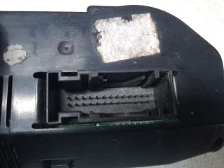bontott FORD FOCUS II Fűtéskapcsoló (digit klímás)