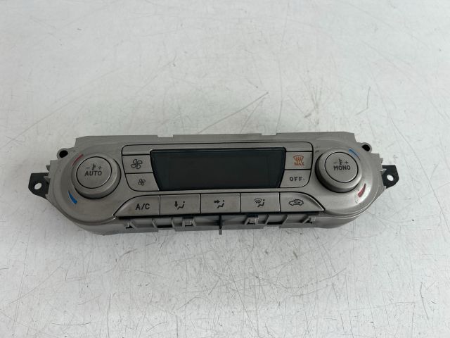 bontott FORD FOCUS II Fűtéskapcsoló (digit klímás)