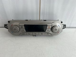 bontott FORD FOCUS II Fűtéskapcsoló (digit klímás)